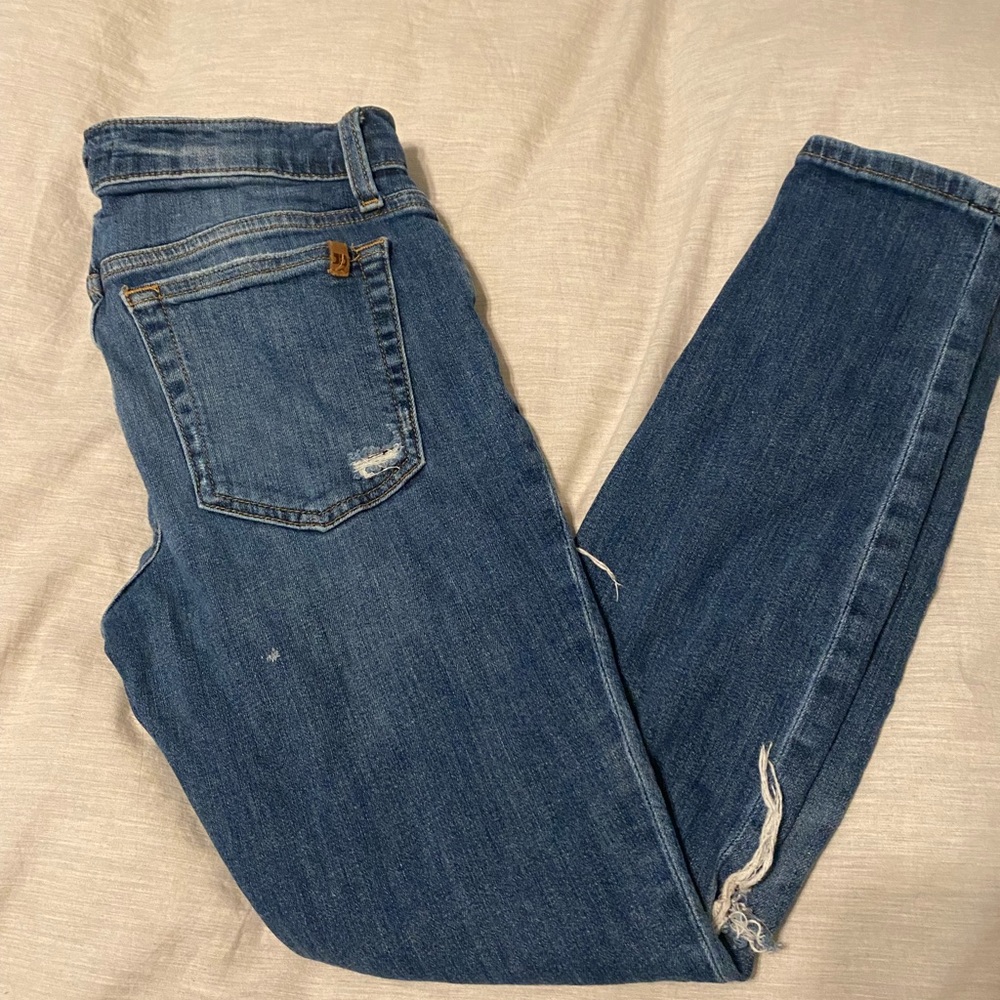 Hudson size 27 blown out knees stretch skinny jean